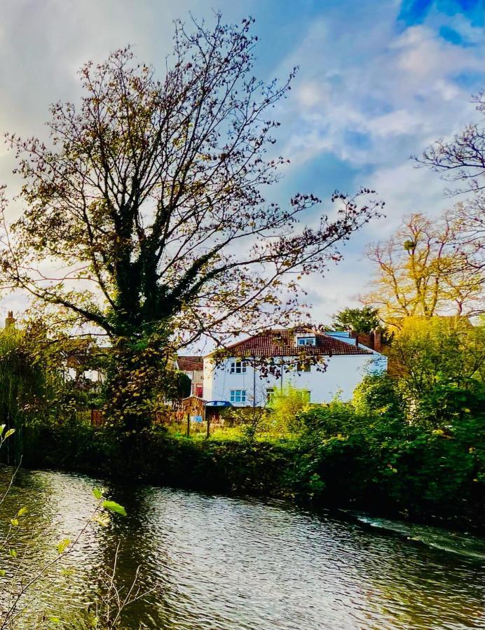 Dapps Hill Haven - Between Bristol And Bath, Both 9 Mins By Train! Keynsham Exterior photo