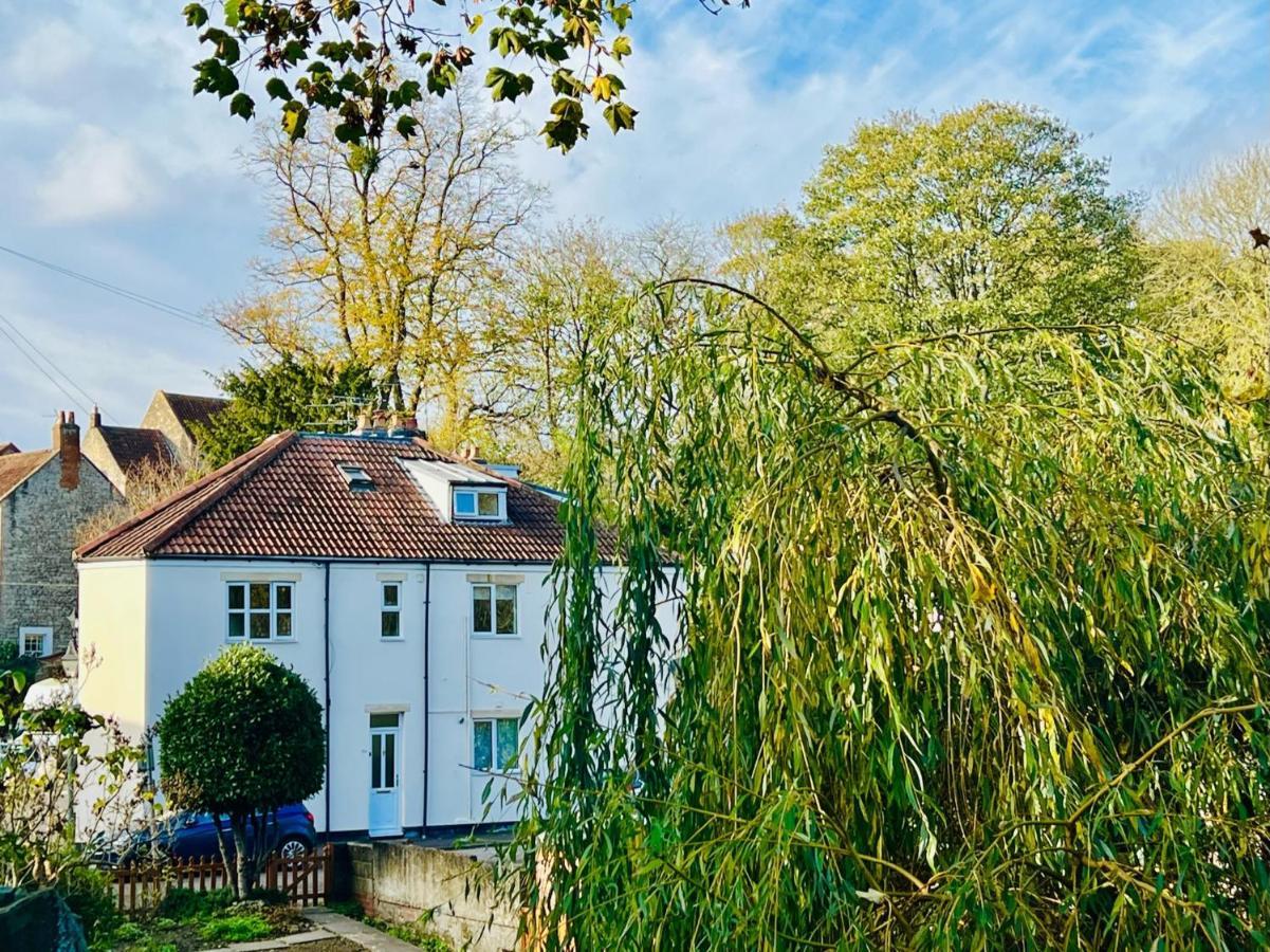 Dapps Hill Haven - Between Bristol And Bath, Both 9 Mins By Train! Keynsham Exterior photo