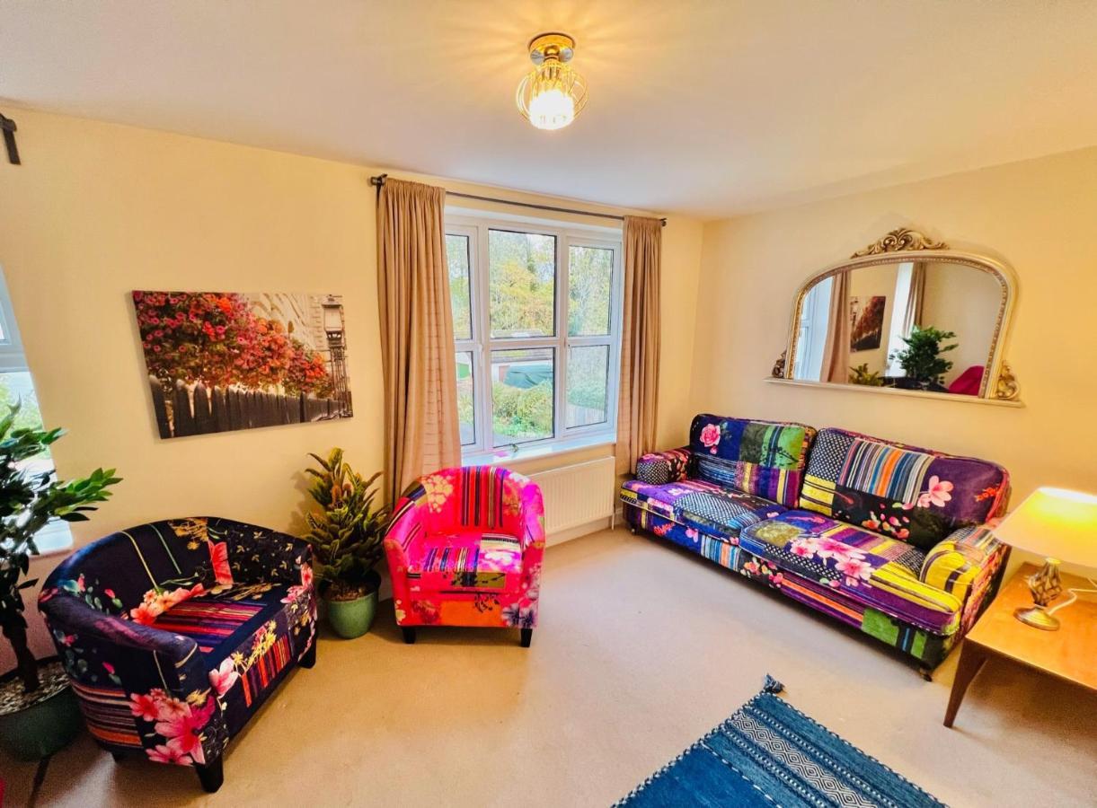 Dapps Hill Haven - Between Bristol And Bath, Both 9 Mins By Train! Keynsham Exterior photo