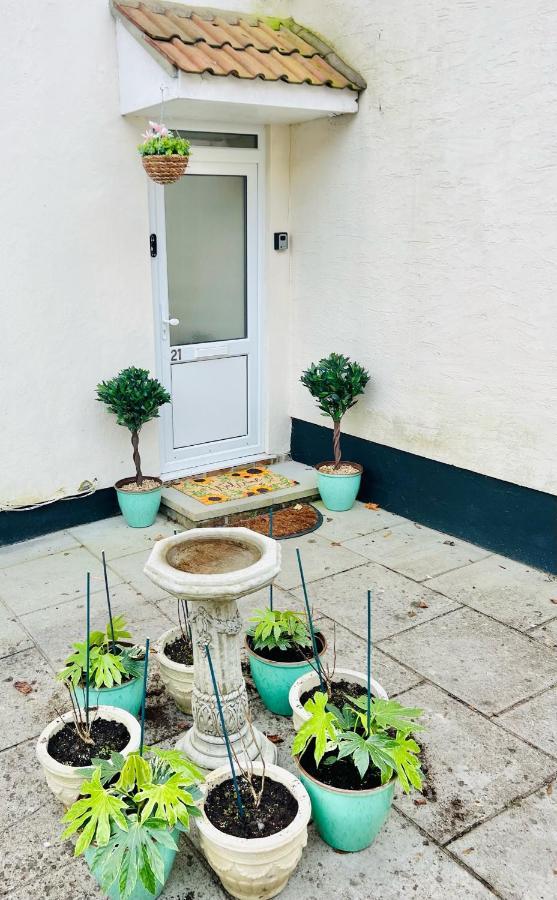 Dapps Hill Haven - Between Bristol And Bath, Both 9 Mins By Train! Keynsham Exterior photo